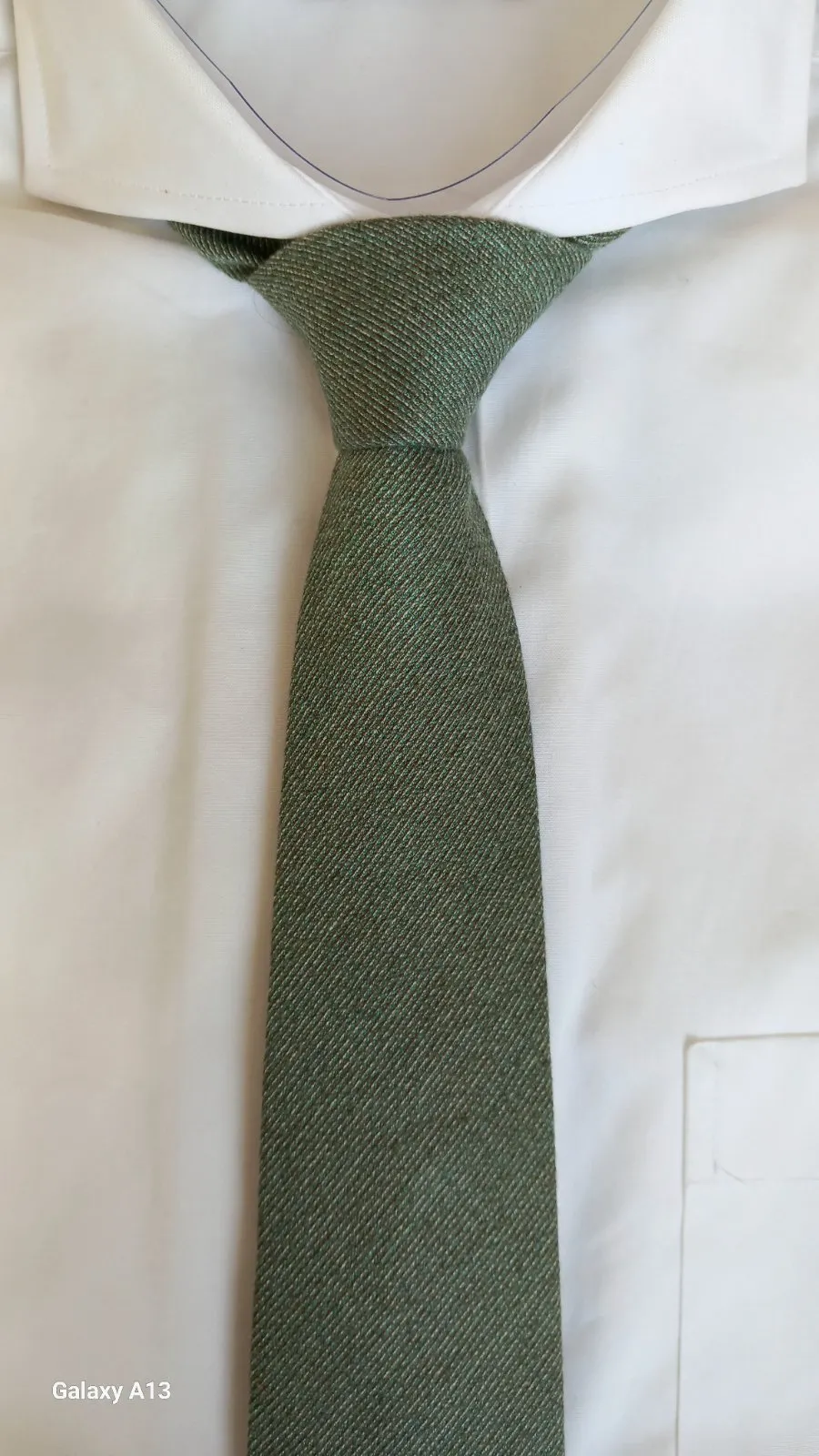 ВВ72 Зелена вратовръзка от финна вълна