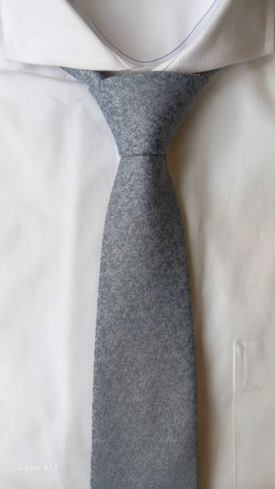 ВЖ349 Вратовръзка от жакард в светлосиво