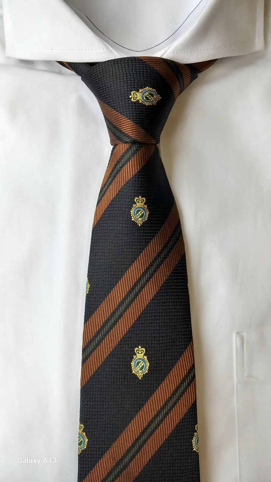 ВЕК76 Бутикова вратовръзка от 100% естествена коприна